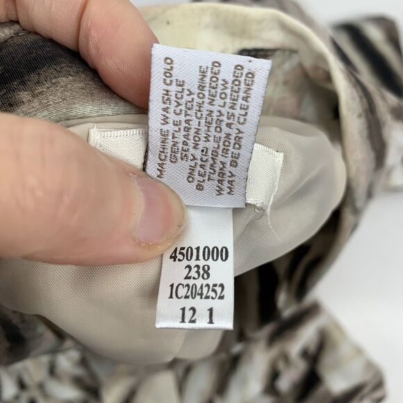 Chico’s Size 1 M Blazer Linen Blend Animal Print Long Sleeve Neutral Jacket Tan - Picture 8 of 9